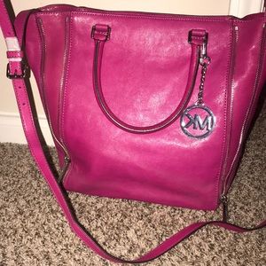 Michael Kors Newman Cross body